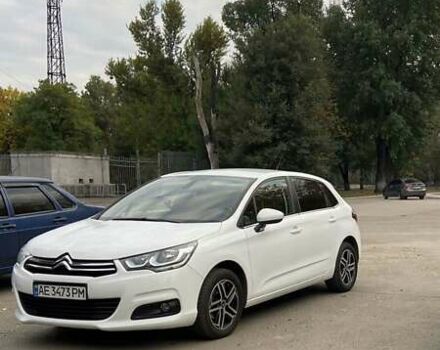 Белый Ситроен С4, объемом двигателя 1.6 л и пробегом 60 тыс. км за 12000 $, фото 16 на Automoto.ua