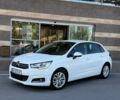 Белый Ситроен С4, объемом двигателя 1.6 л и пробегом 180 тыс. км за 9899 $, фото 2 на Automoto.ua