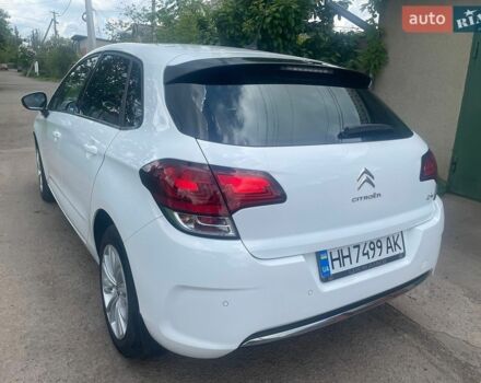 Білий Сітроен С4, об'ємом двигуна 1.56 л та пробігом 259 тис. км за 8800 $, фото 9 на Automoto.ua