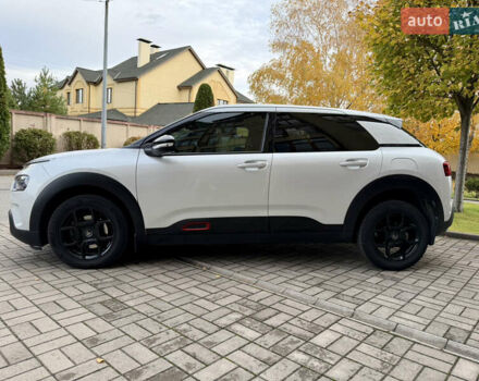 Ситроен С4 2020 в Запорожье на Automoto.ua Белый Ситроен С4, объемом двигателя 1.5 л и пробегом 75 тыс. км за 16400 $, фото 5 на Automoto.ua