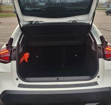 Білий Сітроен С4, об'ємом двигуна 1.2 л та пробігом 90 тис. км за 22000 $, фото 4 на Automoto.ua