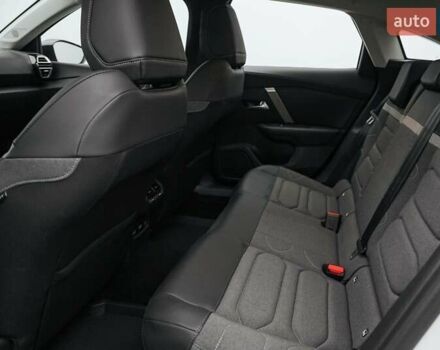 Ситроен С4 2022 в Киеве на Automoto.ua Белый Ситроен С4, объемом двигателя 1.2 л и пробегом 51 тыс. км за 22666 $, фото 9 на Automoto.ua