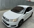 Белый Ситроен С4, объемом двигателя 1.6 л и пробегом 220 тыс. км за 5500 $, фото 1 на Automoto.ua