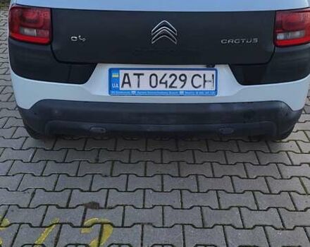 Белый Ситроен С4, объемом двигателя 1.6 л и пробегом 218 тыс. км за 9800 $, фото 3 на Automoto.ua