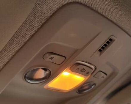 Белый Ситроен С4, объемом двигателя 1.6 л и пробегом 218 тыс. км за 9800 $, фото 10 на Automoto.ua