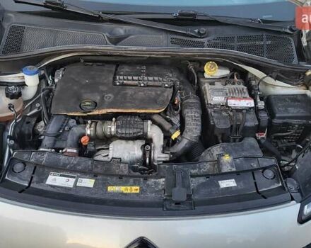 Белый Ситроен С4, объемом двигателя 1.6 л и пробегом 218 тыс. км за 9800 $, фото 15 на Automoto.ua