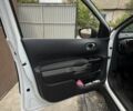 Белый Ситроен С4, объемом двигателя 1.6 л и пробегом 205 тыс. км за 9300 $, фото 6 на Automoto.ua