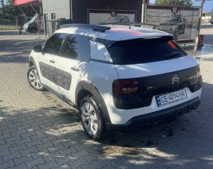 Белый Ситроен С4, объемом двигателя 1.6 л и пробегом 265 тыс. км за 10999 $, фото 3 на Automoto.ua