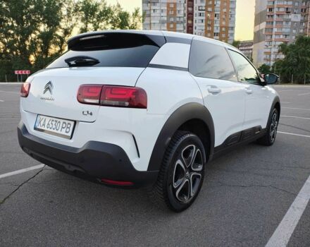 Белый Ситроен С4, объемом двигателя 1.5 л и пробегом 175 тыс. км за 16275 $, фото 8 на Automoto.ua