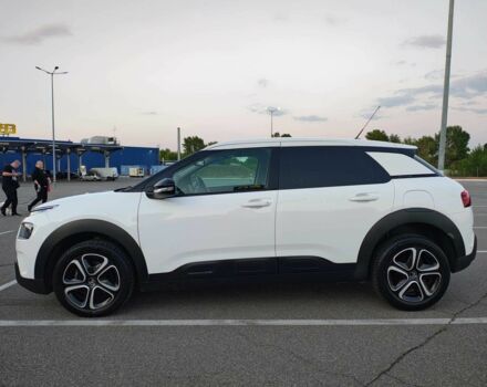 Белый Ситроен С4, объемом двигателя 1.5 л и пробегом 175 тыс. км за 16275 $, фото 1 на Automoto.ua