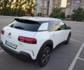 Белый Ситроен С4, объемом двигателя 1.5 л и пробегом 175 тыс. км за 16275 $, фото 9 на Automoto.ua