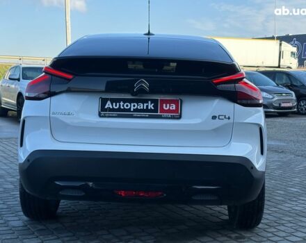 Белый Ситроен С4, объемом двигателя 0 л и пробегом 50 тыс. км за 16590 $, фото 9 на Automoto.ua