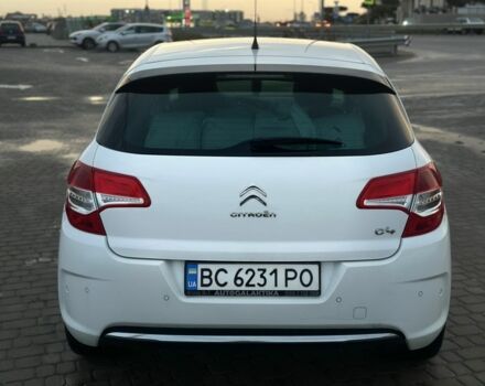 Белый Ситроен С4, объемом двигателя 1.6 л и пробегом 178 тыс. км за 6600 $, фото 4 на Automoto.ua