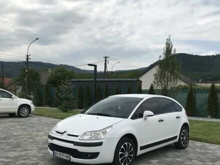 Ситроен С4 2005 в Ужгороде на Automoto.ua Белый Ситроен С4, объемом двигателя 1.59 л и пробегом 130 тыс. км за 4300 $, фото 1 на Automoto.ua
