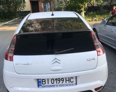 Белый Ситроен С4, объемом двигателя 1.6 л и пробегом 168 тыс. км за 2700 $, фото 1 на Automoto.ua
