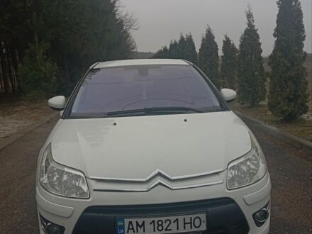 Ситроен С4 2009 в Коростышеве на Automoto.ua Белый Ситроен С4, объемом двигателя 1.6 л и пробегом 329 тыс. км за 4100 $, фото 1 на Automoto.ua