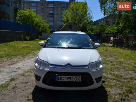 Ситроен С4 2010 в Славуте на Automoto.ua Белый Ситроен С4, объемом двигателя 1.56 л и пробегом 301 тыс. км за 4800 $, фото 1 на Automoto.ua