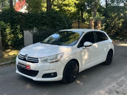 Ситроен С4 2011 в Киеве на Automoto.ua Белый Ситроен С4, объемом двигателя 1.6 л и пробегом 165 тыс. км за 6990 $, фото 1 на Automoto.ua