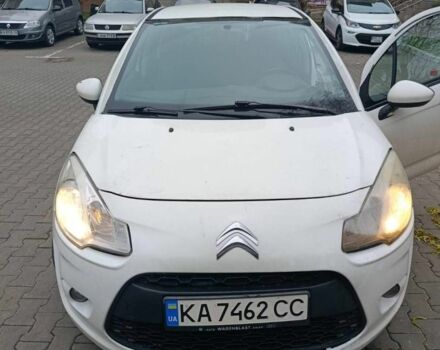 Белый Ситроен С4, объемом двигателя 1.4 л и пробегом 141 тыс. км за 3900 $, фото 1 на Automoto.ua