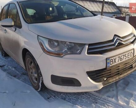 Білий Сітроен С4, об'ємом двигуна 1.6 л та пробігом 322 тис. км за 5500 $, фото 1 на Automoto.ua