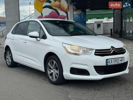 Белый Ситроен С4, объемом двигателя 1.6 л и пробегом 173 тыс. км за 5890 $, фото 1 на Automoto.ua