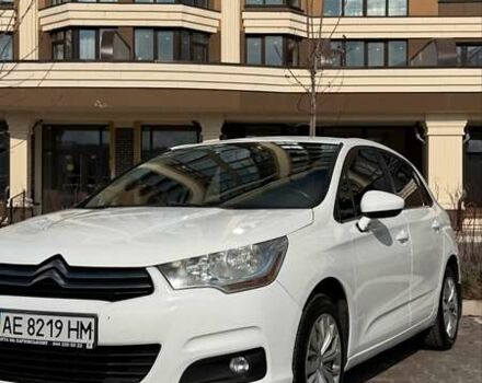 Белый Ситроен С4, объемом двигателя 1.56 л и пробегом 243 тыс. км за 6100 $, фото 1 на Automoto.ua