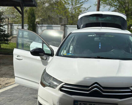 Белый Ситроен С4, объемом двигателя 1.56 л и пробегом 280 тыс. км за 7200 $, фото 1 на Automoto.ua