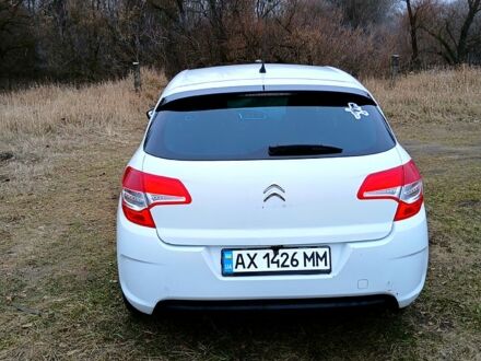 Ситроен С4 2012 в Харькове на Automoto.ua Белый Ситроен С4, объемом двигателя 1.6 л и пробегом 178 тыс. км за 5500 $, фото 1 на Automoto.ua