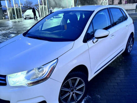 Білий Сітроен С4, об'ємом двигуна 1.56 л та пробігом 190 тис. км за 8000 $, фото 1 на Automoto.ua