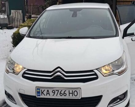 Белый Ситроен С4, объемом двигателя 1.6 л и пробегом 123 тыс. км за 7200 $, фото 1 на Automoto.ua