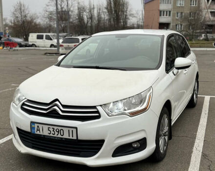 Белый Ситроен С4, объемом двигателя 1.56 л и пробегом 185 тыс. км за 8800 $, фото 1 на Automoto.ua
