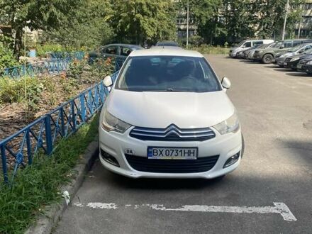Ситроен С4 2013 в Киеве на Automoto.ua Белый Ситроен С4, объемом двигателя 1.56 л и пробегом 198 тыс. км за 7600 $, фото 1 на Automoto.ua