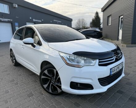 Белый Ситроен С4, объемом двигателя 1.6 л и пробегом 105 тыс. км за 8299 $, фото 1 на Automoto.ua