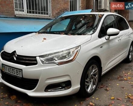 Білий Сітроен С4, об'ємом двигуна 1.6 л та пробігом 64 тис. км за 9000 $, фото 1 на Automoto.ua