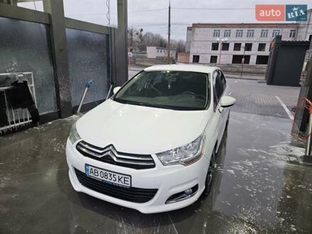 Сітроен С4 2013 у Вінниці на Automoto.ua Білий Сітроен С4, об'ємом двигуна 1.56 л та пробігом 183 тис. км за 6000 $, фото 1 на Automoto.ua