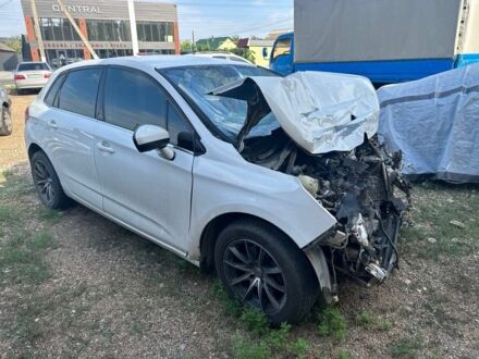 Сітроен С4 2013 у Беляевке на Automoto.ua Білий Сітроен С4, об'ємом двигуна 1.6 л та пробігом 300 тис. км за 2000 $, фото 1 на Automoto.ua