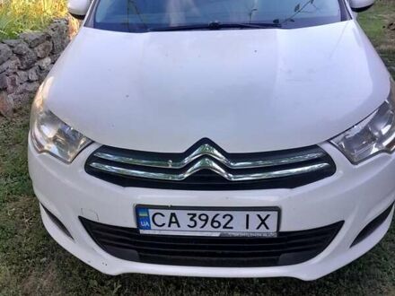 Белый Ситроен С4, объемом двигателя 1.56 л и пробегом 250 тыс. км за 6500 $, фото 1 на Automoto.ua