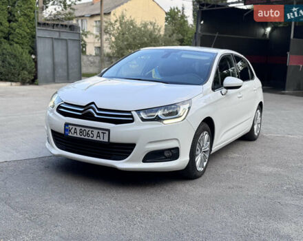 Белый Ситроен С4, объемом двигателя 1.56 л и пробегом 216 тыс. км за 8900 $, фото 1 на Automoto.ua