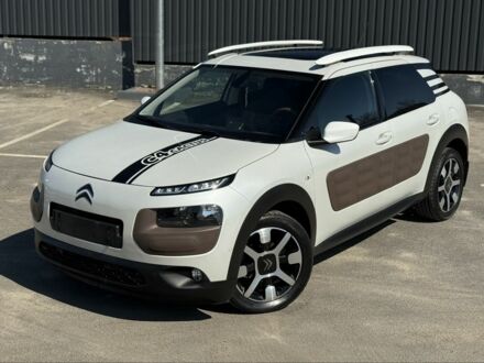 Белый Ситроен С4, объемом двигателя 1.6 л и пробегом 187 тыс. км за 11700 $, фото 1 на Automoto.ua