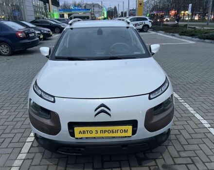 Белый Ситроен С4, объемом двигателя 1.2 л и пробегом 138 тыс. км за 9000 $, фото 1 на Automoto.ua