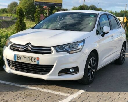 Белый Ситроен С4, объемом двигателя 1.6 л и пробегом 194 тыс. км за 11600 $, фото 1 на Automoto.ua