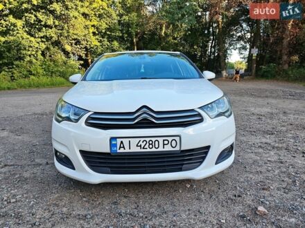Белый Ситроен С4, объемом двигателя 1.56 л и пробегом 272 тыс. км за 8900 $, фото 1 на Automoto.ua