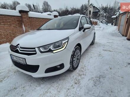 Белый Ситроен С4, объемом двигателя 1.56 л и пробегом 52 тыс. км за 13000 $, фото 1 на Automoto.ua