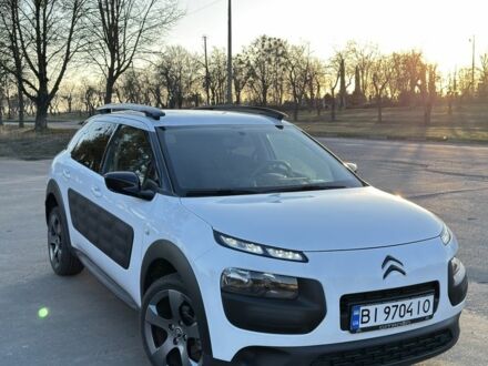 Білий Сітроен С4, об'ємом двигуна 1.6 л та пробігом 200 тис. км за 10700 $, фото 1 на Automoto.ua