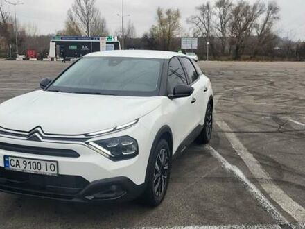 Белый Ситроен С4, объемом двигателя 1.2 л и пробегом 90 тыс. км за 22000 $, фото 1 на Automoto.ua