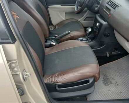 Сітроен С4 2006 у Чернігові на Automoto.ua Бежевий Сітроен С4, об'ємом двигуна 1.6 л та пробігом 182 тис. км за 4400 $, фото 6 на Automoto.ua