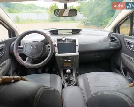 Бежевий Сітроен С4, об'ємом двигуна 1.6 л та пробігом 251 тис. км за 5950 $, фото 7 на Automoto.ua