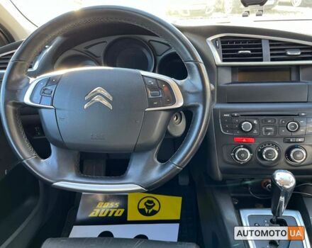 Бежевий Сітроен С4, об'ємом двигуна 1.6 л та пробігом 195 тис. км за 8800 $, фото 20 на Automoto.ua
