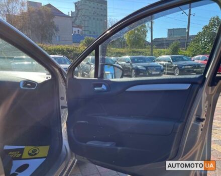 Бежевий Сітроен С4, об'ємом двигуна 1.6 л та пробігом 195 тис. км за 8800 $, фото 21 на Automoto.ua
