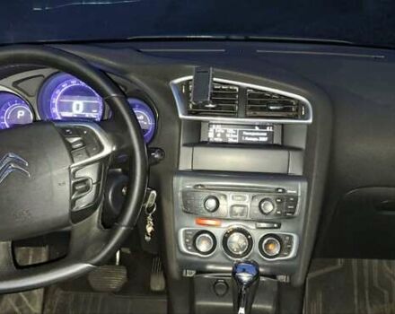 Бежевий Сітроен С4, об'ємом двигуна 1.6 л та пробігом 230 тис. км за 6700 $, фото 9 на Automoto.ua